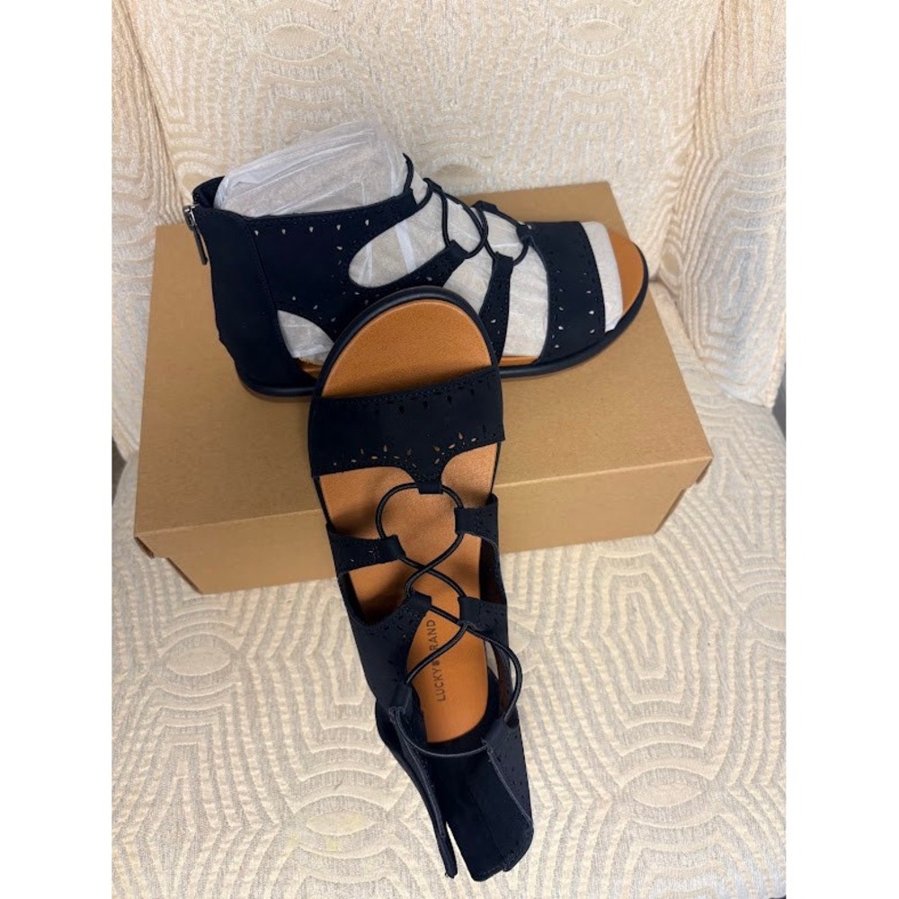 Lucky Brand Sawyarr Gladiator Sandals Women 8M Black NIB Perforated Lace Up Flat